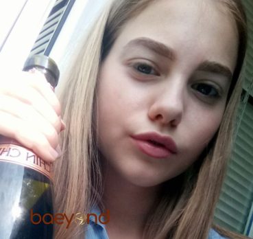Claire, 19 years old, Paris, France